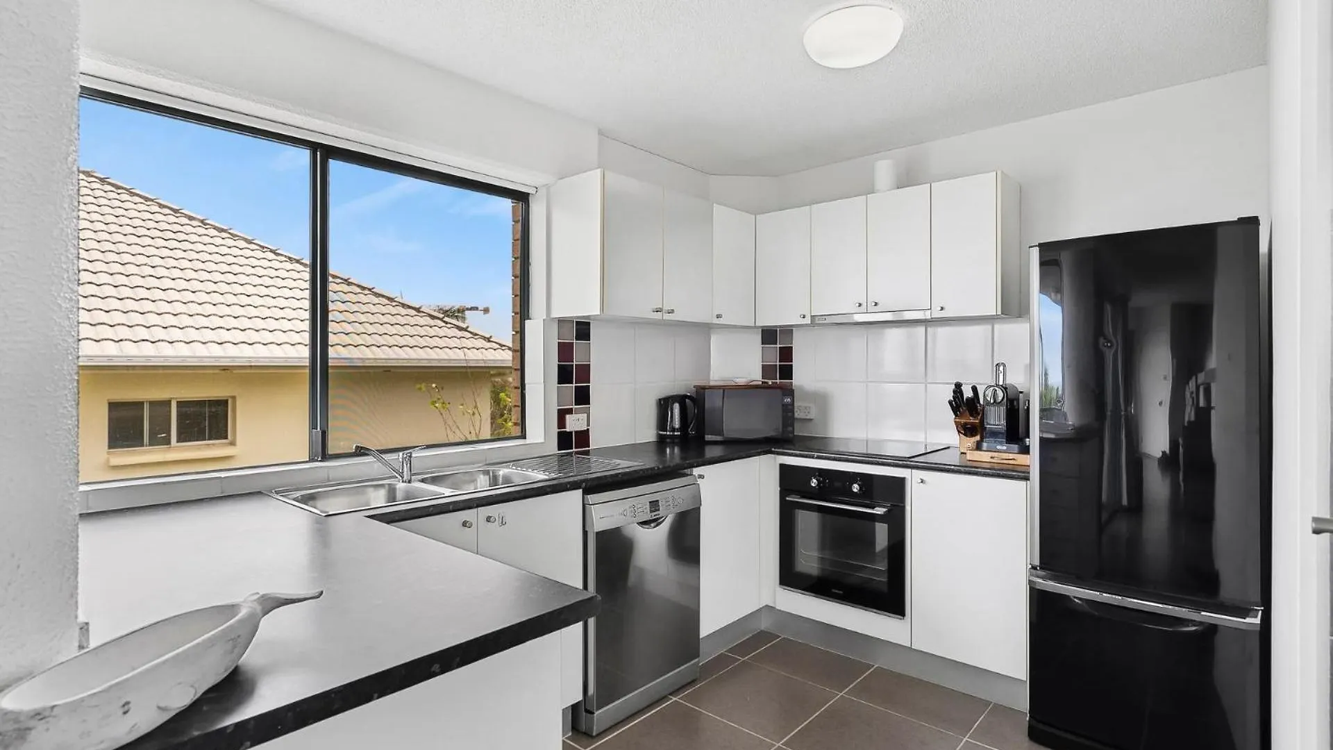 Apartment Caribbean Unit 4, 12 Mahia Tce, Kings Beach Caloundra